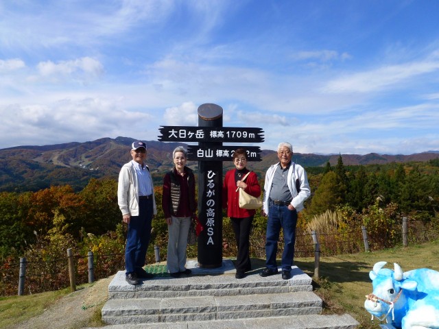 荘川にて正雄夫妻と121030